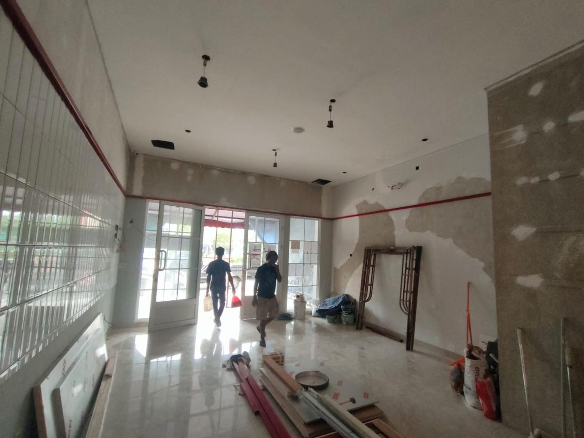 Penambahan interior nasi lemak BSD